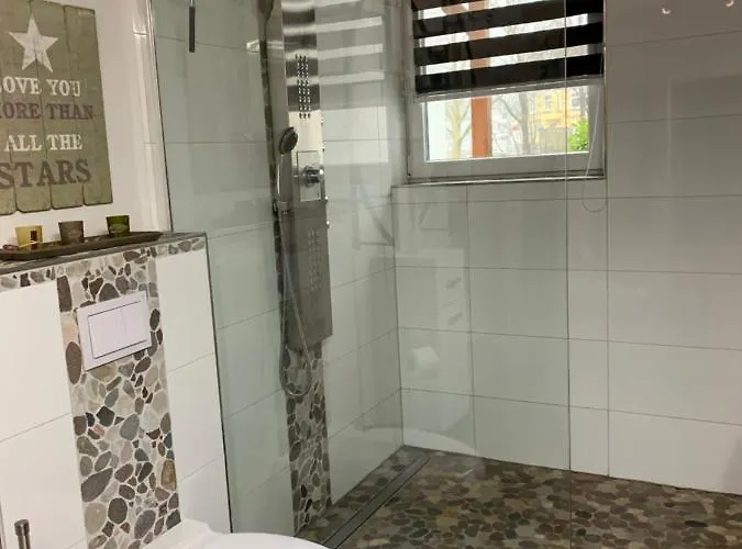 Appartement Stadtvilla Intzeplatz - Foehr Remscheid