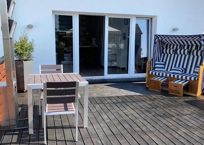 Stadtvilla Intzeplatz - Foehr * Remscheid