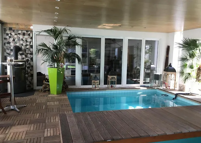 Stadtvilla Intzeplatz - Foehr * Remscheid